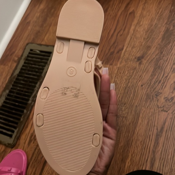 Peach sandals - Picture 2 of 3